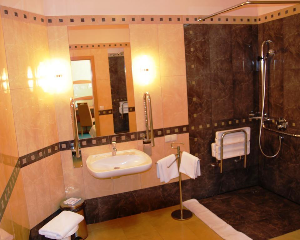 Hotel Savoy Лодзь Номер фото